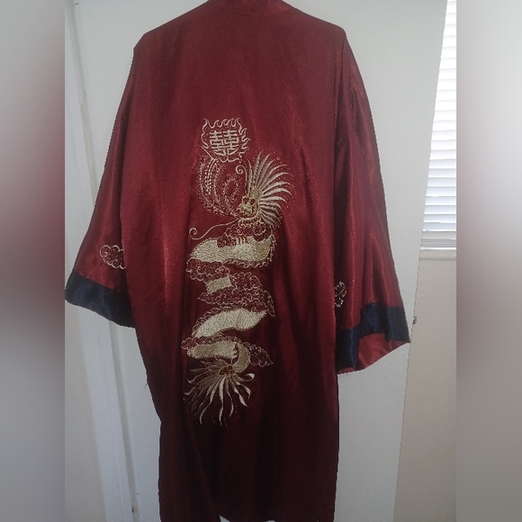 Reversible Chinese Robe Embroidered - Picture 3 of 6